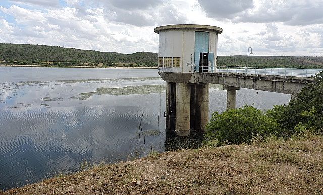 Cidades alagoanas ficam prejudicadas com parada emergencial do sistema de água.