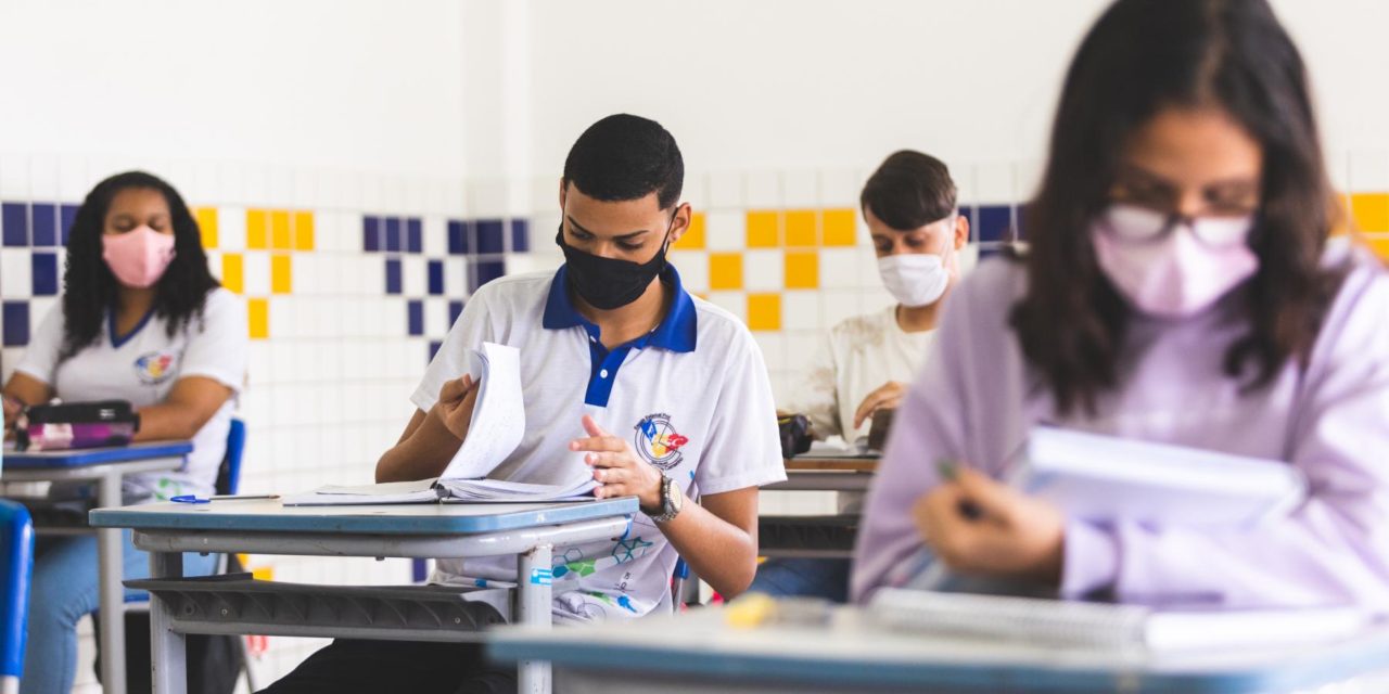 Confira o calendário oficial do ano eletivo escolar de 2022