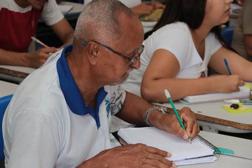 Inscrições para o programa governamental Vem Que Dá Tempo continuam abertas para interessados em participar do programa