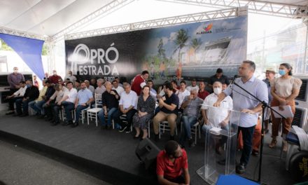 Renan Filho autoriza e inaugura rodovias que fortalecerão o desenvolvimento de Penedo e região com investimento de R$100 milhões