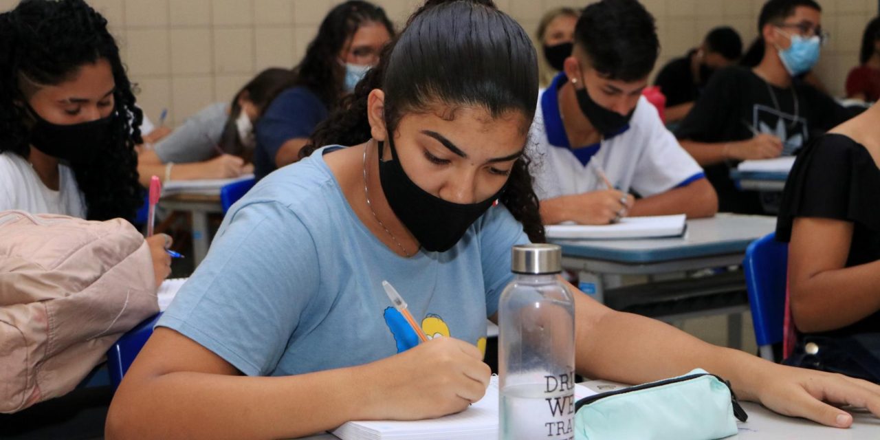 Pós-graduação em docência para a educação profissional e tecnologia tem inscrições prorrogadas até domingo (13)