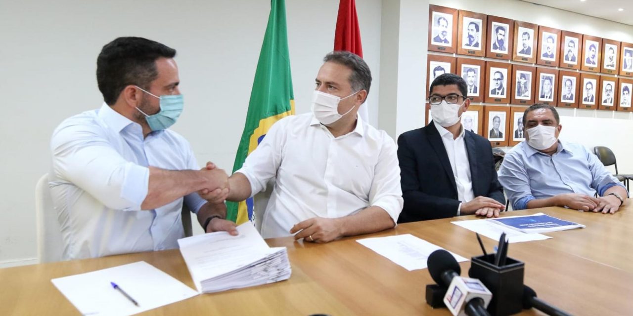 Renan Filho entrega à ALE novo plano de cargos e carreiras do Governo de Alagoas