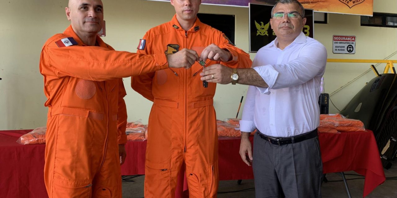 Corpo de Bombeiros entrega equipamentos e veículos para bombeiros integrantes do grupo aéreo