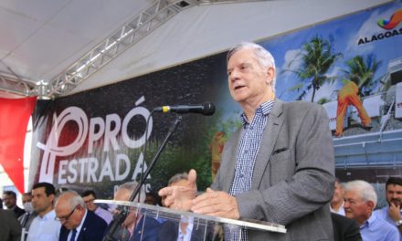 Governador de Alagoas inaugura obras do Pró-Estrada no município de Cacimbinhas