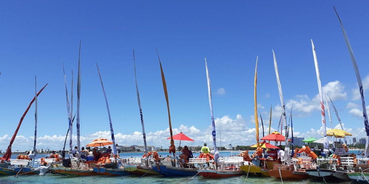 Passeio às piscinas naturais da Pajuçara, em Maceió, precisarão respeitar o zoneamento ambiental