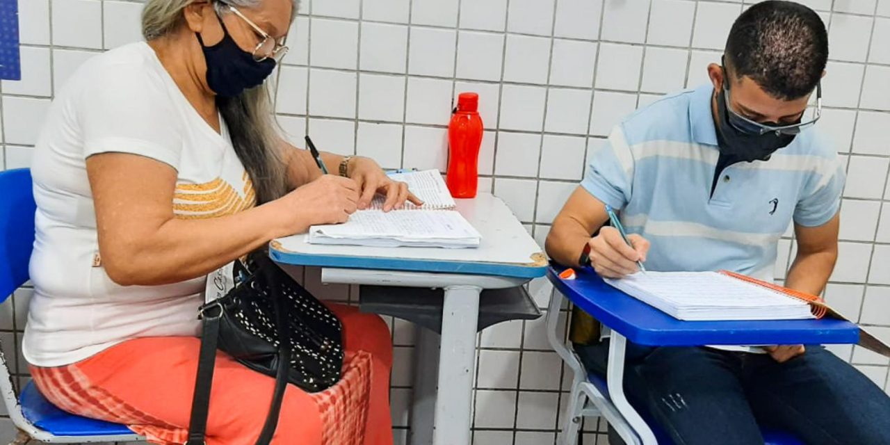 Programas Vem Que Dá Tempo e Educação Para Emprego transformam vida de idosa alagoana. Entenda!