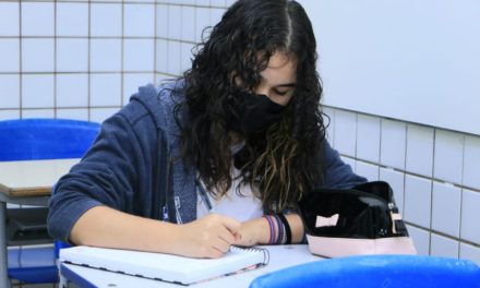 Estudantes da rede pública já podem consultar resultado de pedido de isenção de inscrição no ENEM