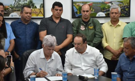 Governador assina ordem de serviço para recuperação do aeroporto de Arapiraca