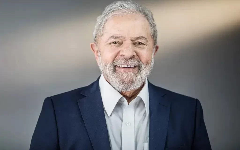 Lula é eleito pela terceira vez presidente do Brasil