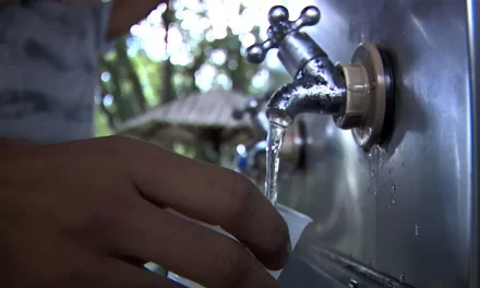 Chuva e falta de energia afetam o abastecimento de água em Alagoas