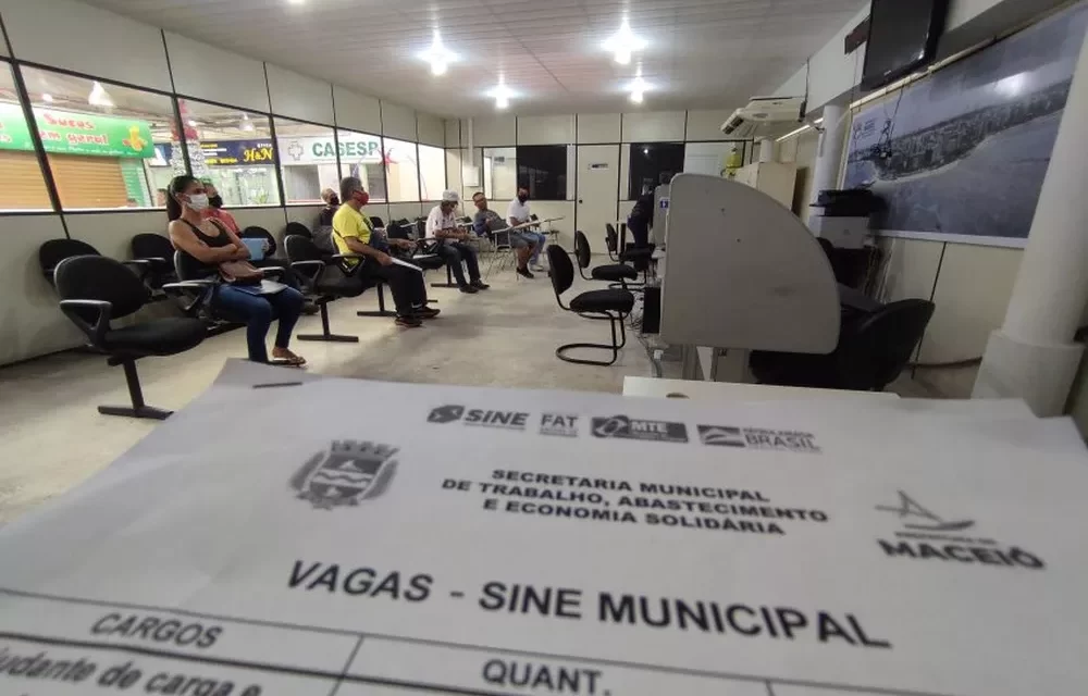 Sine oferta 380 vagas de emprego em Maceió nesta semana; veja como se inscrever