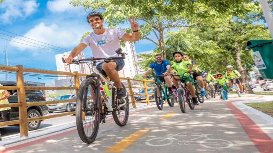 300 mil pessoas são beneficiadas com a entrega da ciclovia da Fernandes Lima