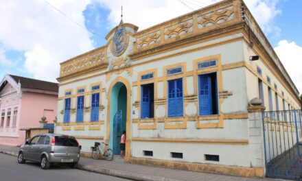 Governo de Alagoas reinaugura escola em Passo do Camaragibe