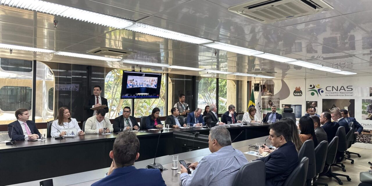 Em Brasília, secretário Arthur Albuquerque participa de agenda no Ministério do Trabalho e Emprego