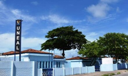 Uneal lança edital de vagas remanescentes para curso de Física em Maceió