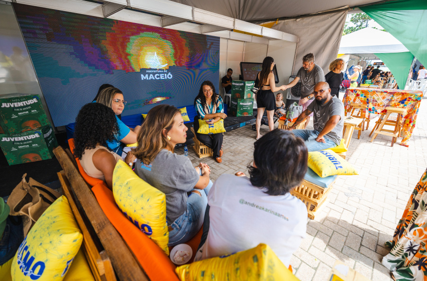 Feira da Juventude promove rodas de conversa sobre como empreender no setor turístico