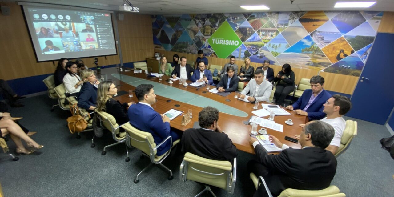 Em Brasília, Setur participa de reunião Nacional de Secretários e Dirigentes Estaduais de Turismo