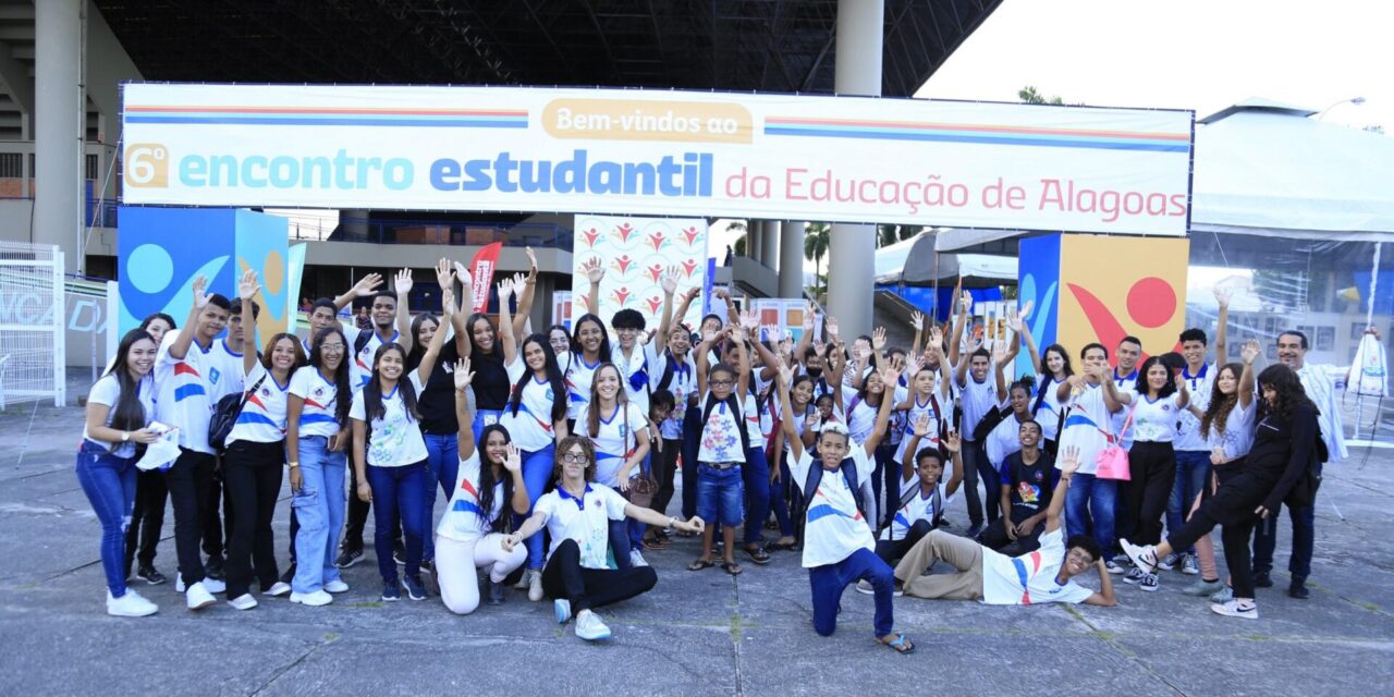 Emoção e protagonismo juvenil marcam último dia do Encontro Estudantil