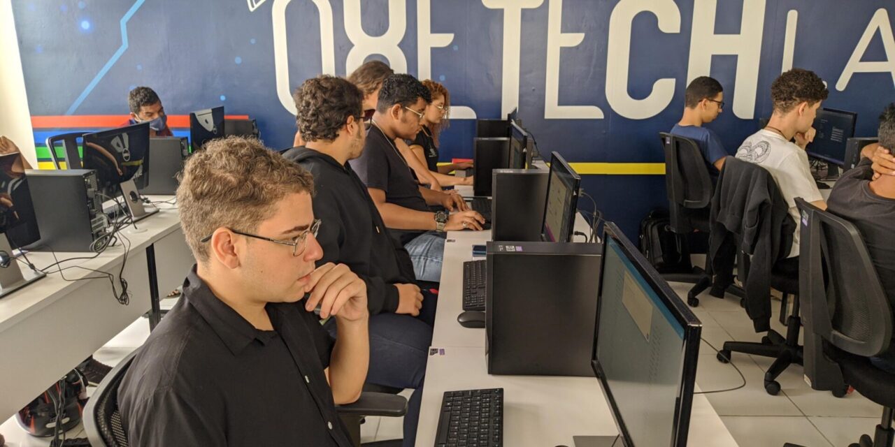 Ciência e Tecnologia abre novas turmas gratuitas do Programa OxeTech Lab em Maceió