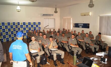 Polícia Científica realiza instrução para alunos do Curso de Formação e Aperfeiçoamento de Praças da PM