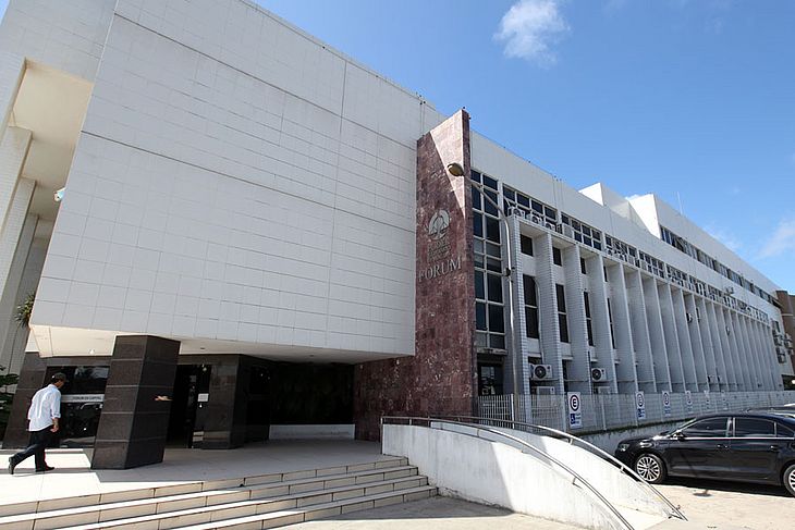 Semana Santa: Justiça funciona em regime de plantão de quarta (27) a domingo (31)
