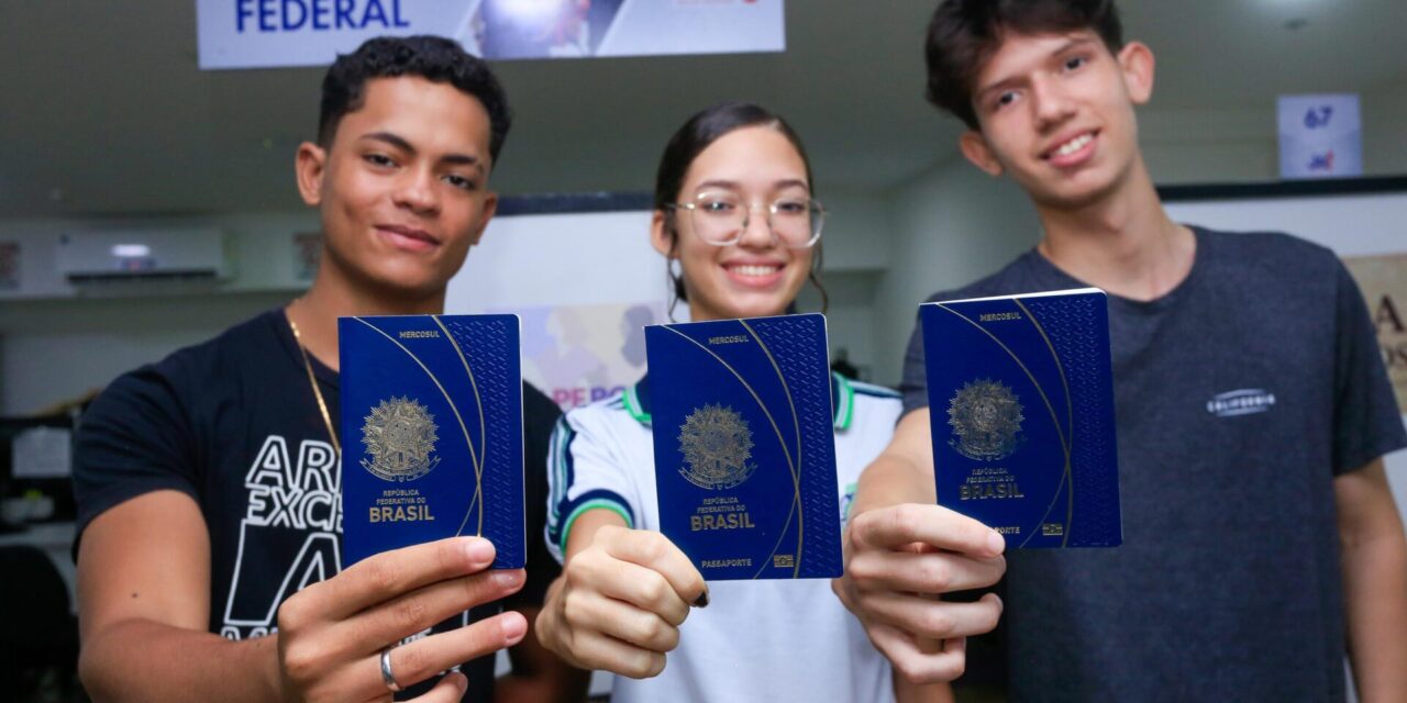 Daqui pro mundo: Mais estudantes da rede estadual comemoram conquista de intercâmbio internacional