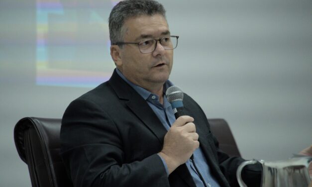 Em Recife, presidente da Fapeal discute financiamento à ciência, tecnologia e inovação