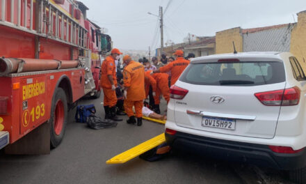 Corpo de Bombeiros é acionado para prestar socorro à vítima de colisão entre motos em Arapiraca