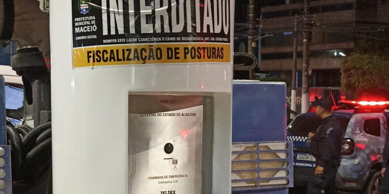 Justiça determina que Prefeitura de Maceió responda sobre retirada de totens de segurança